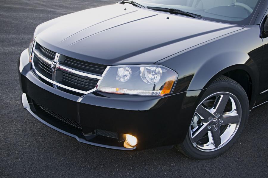  Dodge Avenger RT 2008 года  (фото 33 из 51)